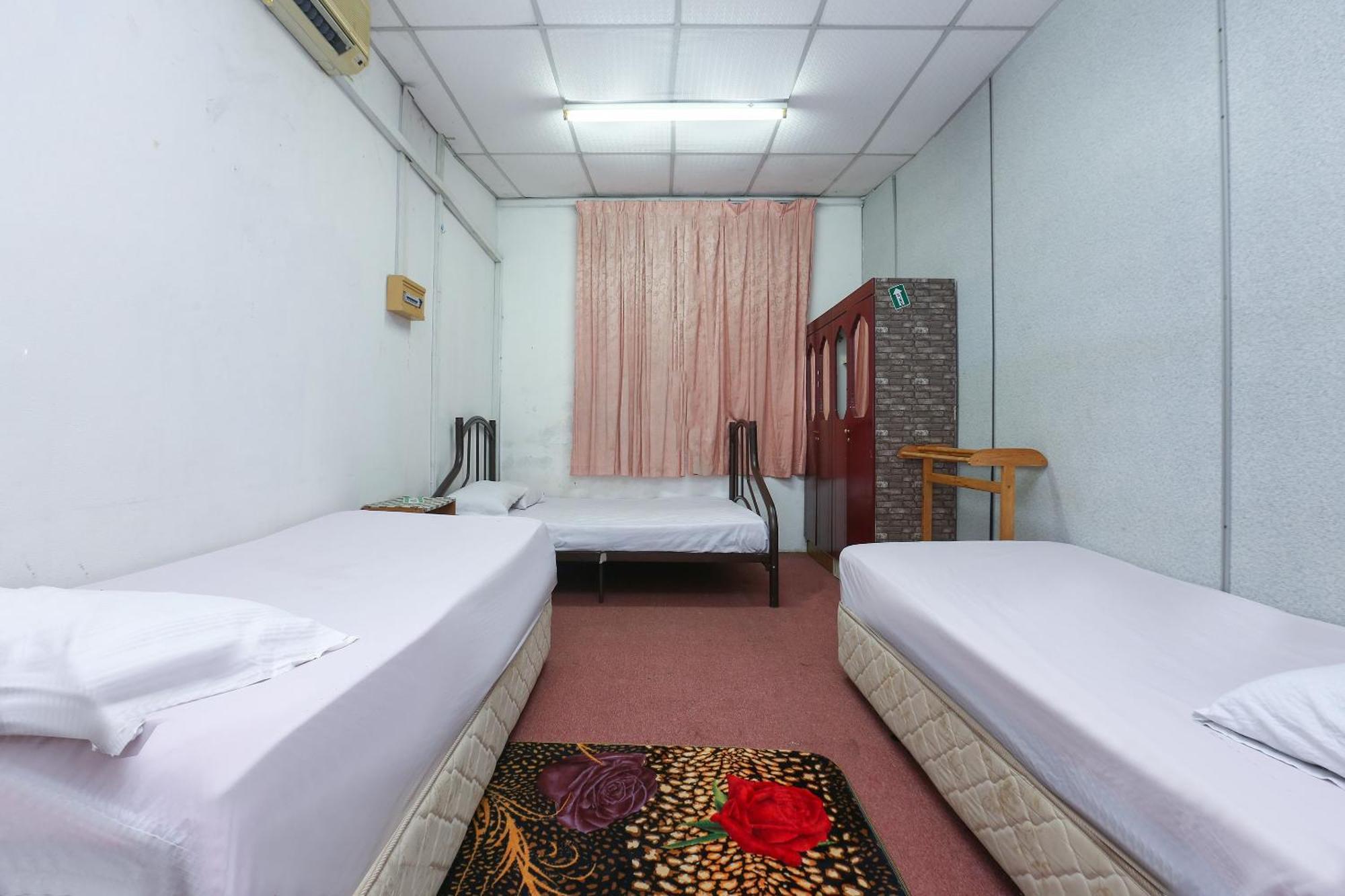 Oyo 89755 D&D Budget Inn Kota Bharu Exterior photo
